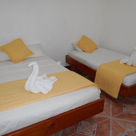 El Descanso Del Petrel Puerto Ayora  Εξωτερικό φωτογραφία