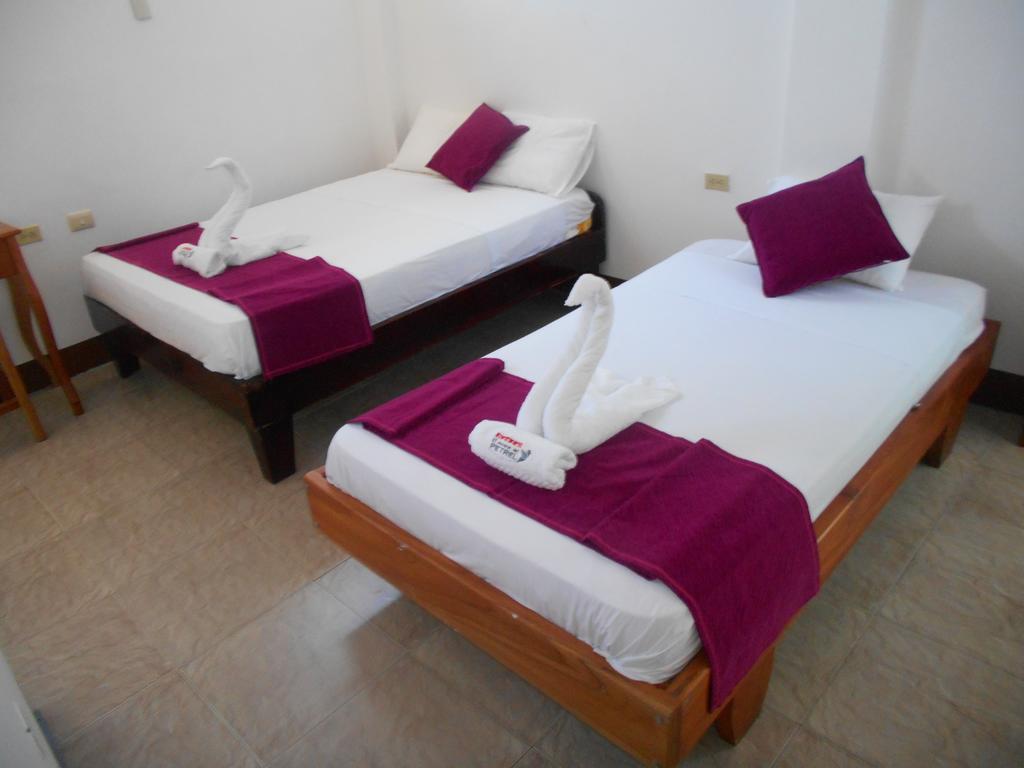 El Descanso Del Petrel Puerto Ayora  Εξωτερικό φωτογραφία