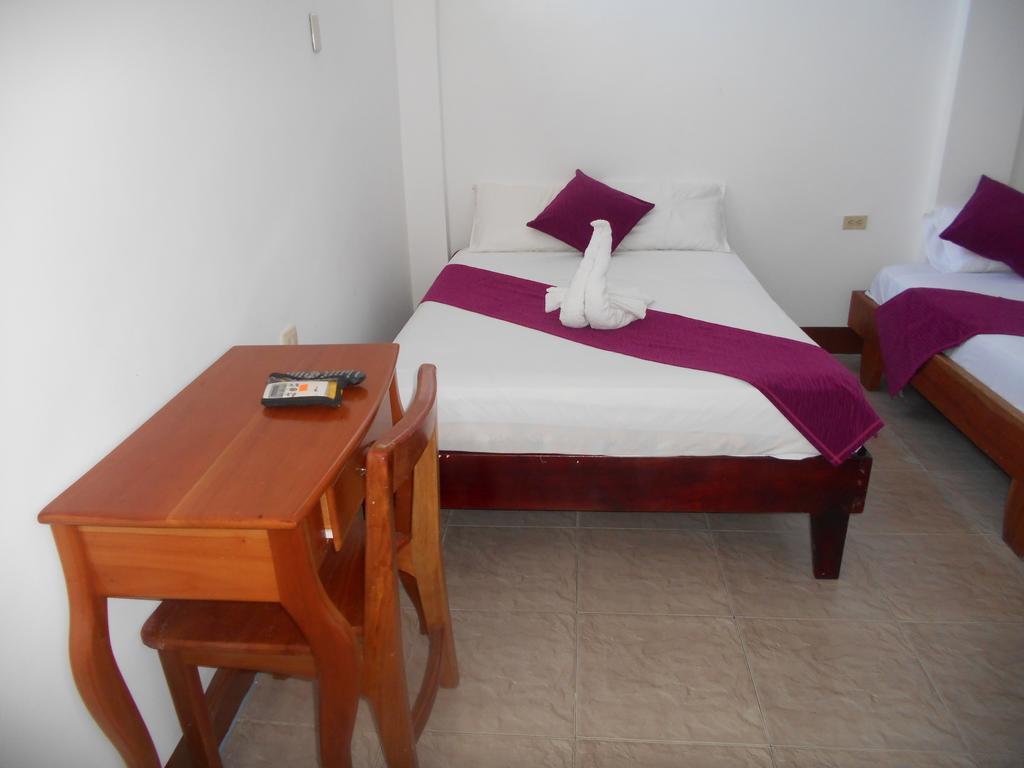 El Descanso Del Petrel Puerto Ayora  Εξωτερικό φωτογραφία